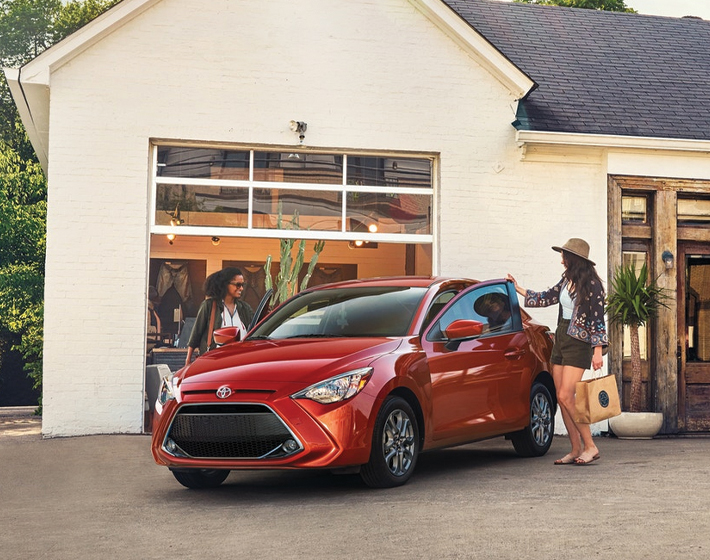 2020 Yaris LE